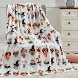 Elegant Comfort Lätt Halloween-temafilt, mjuk, mysig och plysch, perfekt för att koppla av denna kusliga säsong, 127 X 152,4 cm, Skull and Bones Sängar och Täcken Elegant Comfort Halloween Friends 50 X 60