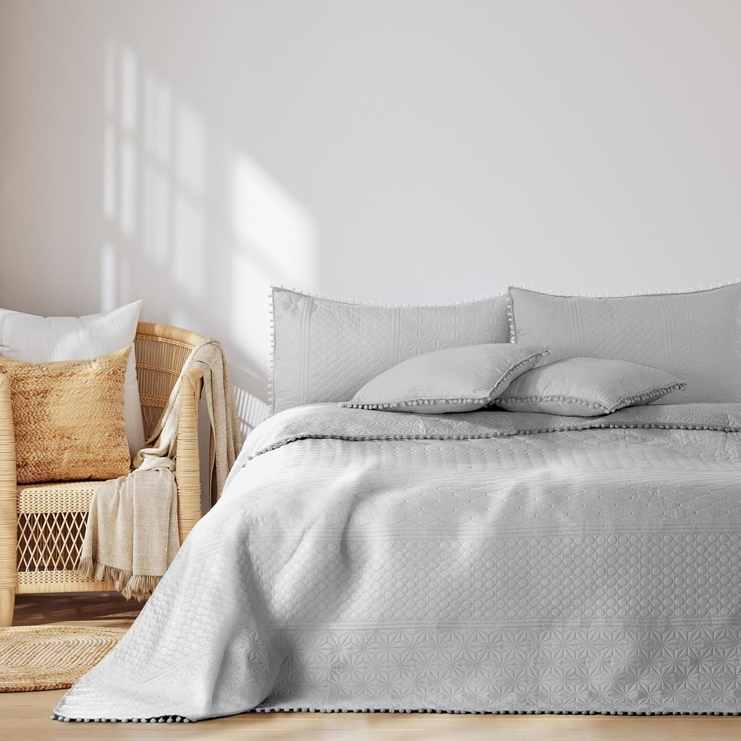 Ameliahome Överkast med pompoms 220X240 Cm Dubbelsidigt överkast Ultrasonic Quilting Polyester Meadore Grå Sängar och filtar Besuche den AmeliaHome-Store Meadore silver 170X210 Cm