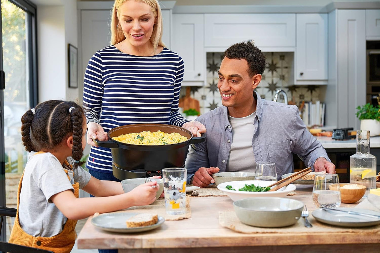 Multicooker Russell Hobbs 6,5L, digital display, 8 matlagningsfunktioner Slow Cooker Naty Shop