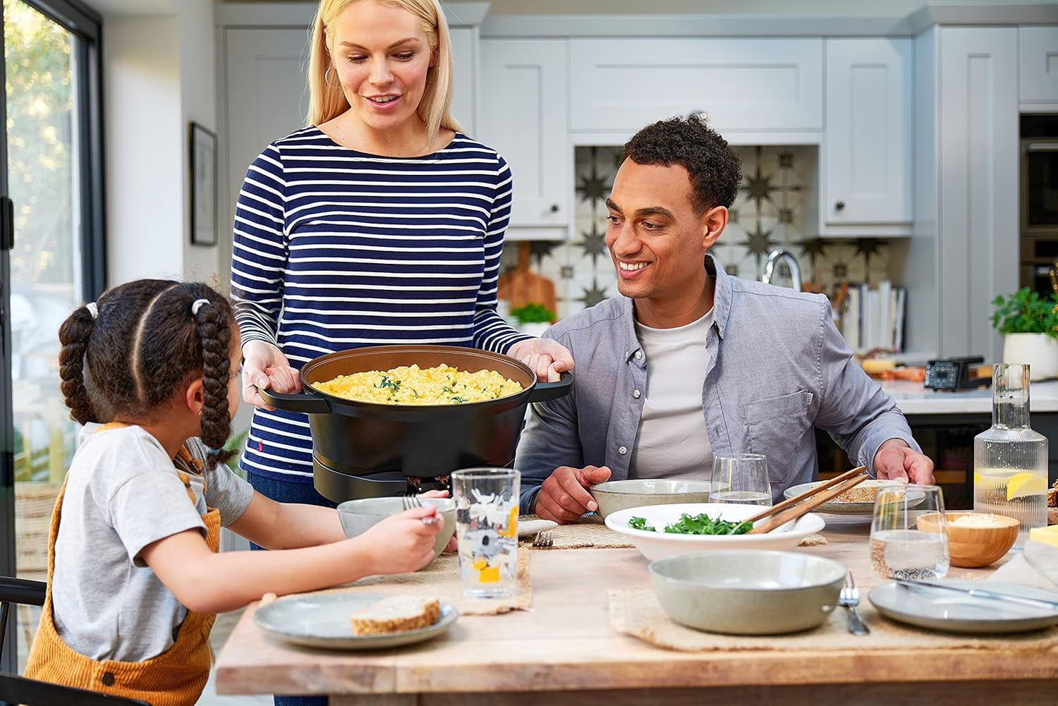 Multicooker Russell Hobbs 6,5L, digital display, 8 matlagningsfunktioner Slow Cooker Naty Shop