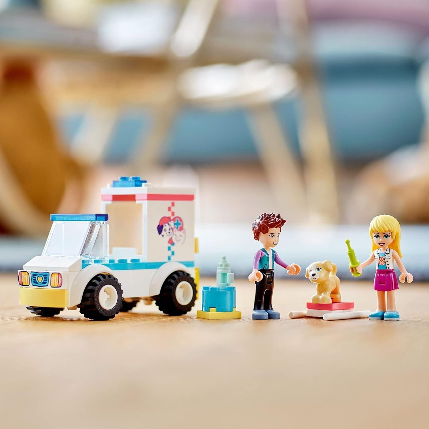 LEGO 41694 Animal Rescue Van Friends Byggset Besuche den LEGO-Store