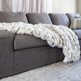 Lavish Home Oversized Gerüschte fuskpälsfilt, 152,4 X 203,2 cm, jacquard fuskpäls, queen size-säng för sängar och soffor, grå sängar och filtar Lavish Home