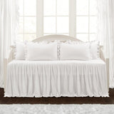 Lush Decor Volanger Kjol Sängkläder Set 3 delar Lyx Farmhouse Sängkläder Set Elegant charmig volanger detalj Tidlös stil och klassisk design Mjuk och lätt King Size Lush Decor Sängar och Täcken Vita (Twin Day Bed)