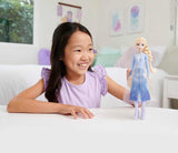 Mattel Disney Princess Elsa Doll, Ice Queen Doll i resedräkt, kammat blont hår, mobil, utdragbar kjol och stövlar, Disney presenter, 3 år gamla leksaker, HLW48 Naty Shop Dolls