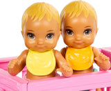Barbie Skipper docka och barnkammare med tillbehör, inkluderar tvillingdockor, 1 spjälsäng, 1 gunga, 1 rocker och mer, HXM99 Naty Shop Dolls