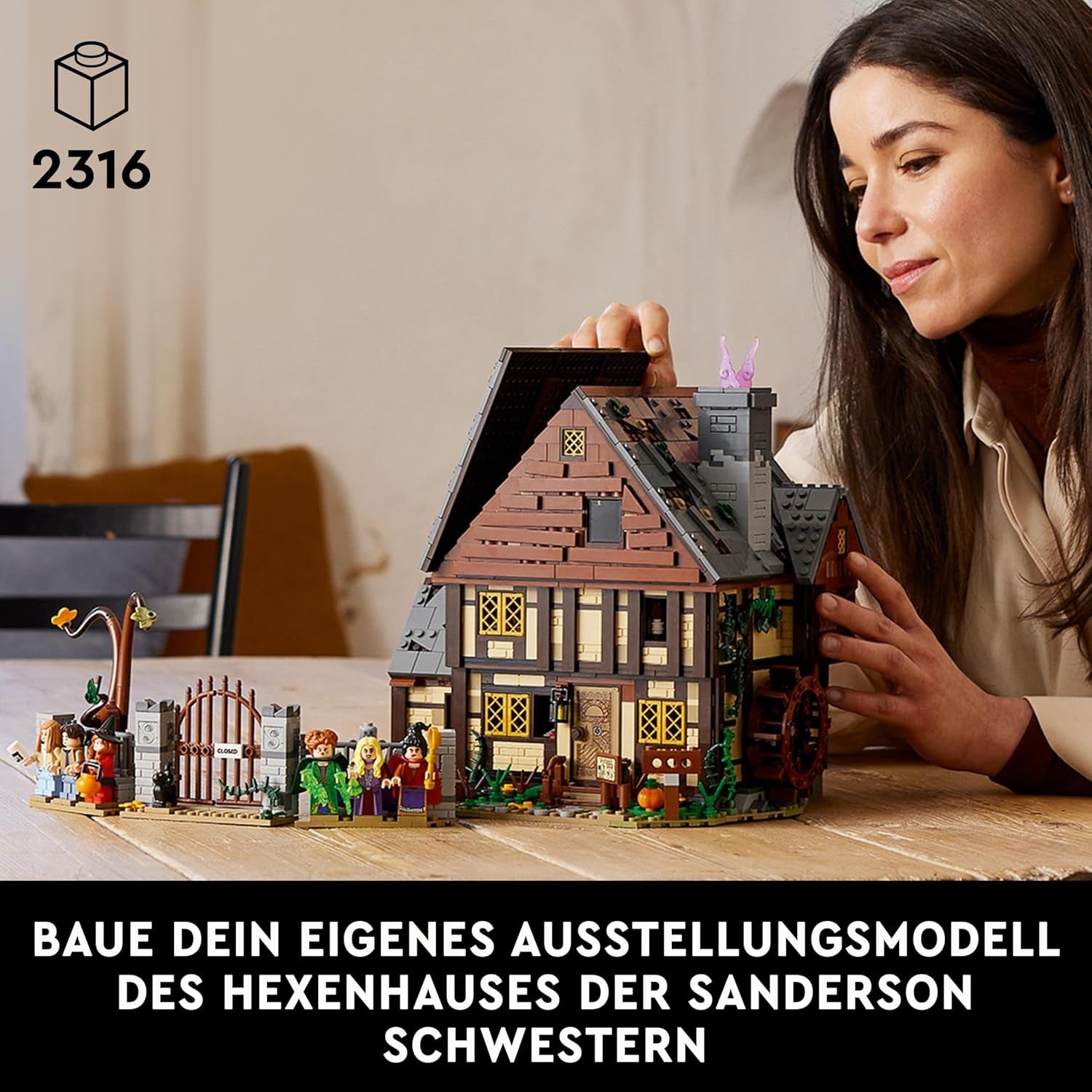 LEGO Ideas Hocus Pocus: The Sanderson Sisters Witch House Set, Vuxensamlingssats med hus, 6 minifigurer och tillbehör, 21341 byggnadsset för kvinnor och män Besuche den LEGO-Store