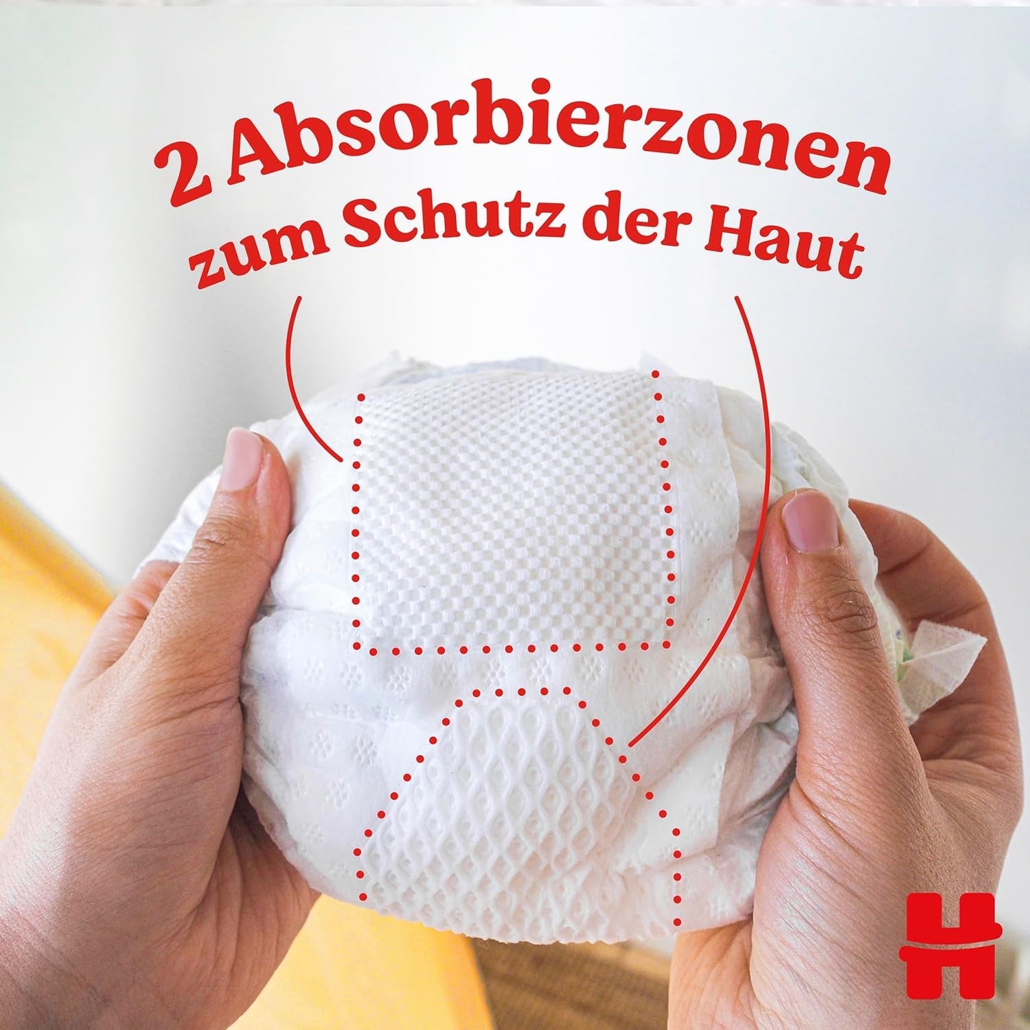 Huggies Newborn blöjor, storlek 1, 100 blöjor (2 x 50), halvmånadslåda