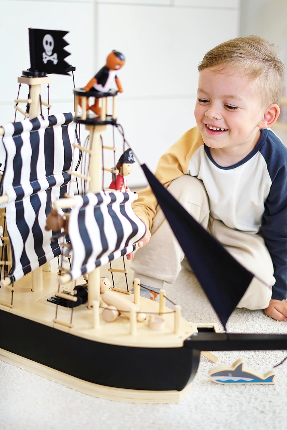Små fots flexibla piratdockor i trä, 5 pirater och 1 apa, detaljerade och flexibla, 3+, 12412
