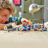 LEGO Super Mario: Mario Kart - Toad's Workshop, Nintendo-karaktär, anpassningsbar leksak, äventyrsset, present till pojkar, flickor och spelare från 8 år 72035 Byggset Besuche den LEGO-Store
