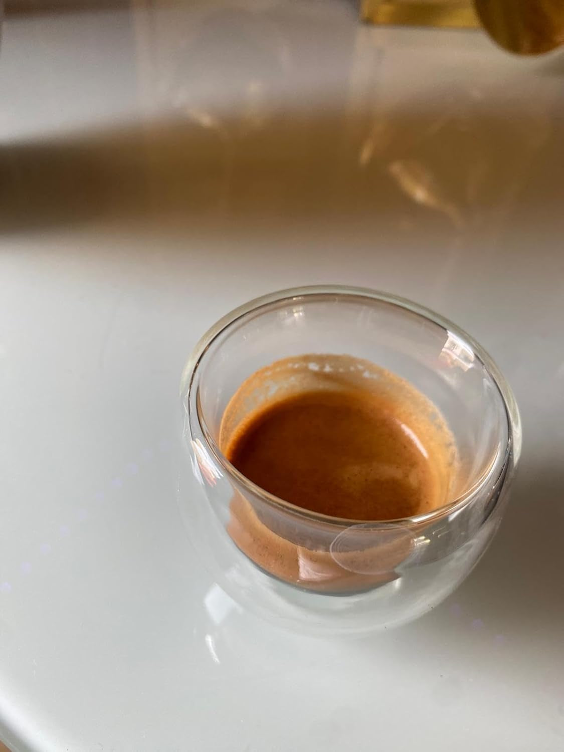 "DEN EXKLUSIVA ESPRESSON FRÅN SICILIEN" NICKY CAFFÉ ESPRESSO OCH KAFFEKRÄM 50 % ARABIK 50 % KANEL