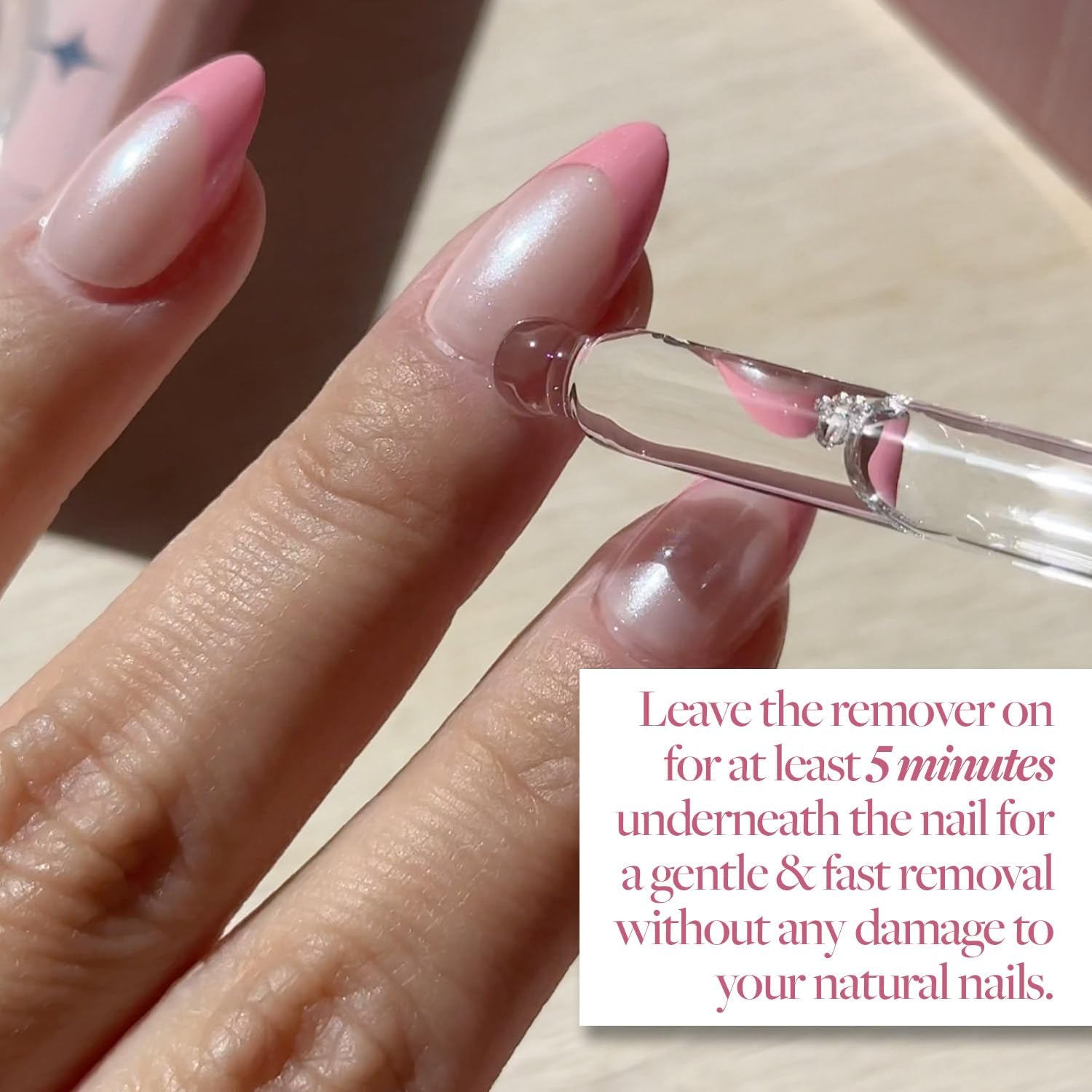 Pressande nagelborttagare