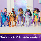 Unicorn Academy Valentina Doll - originaldockan från den populära Netflix-serien, är 24 cm lång och har 5 tillbehör för fantasifullt rollspel, för barn från 4 år och uppåt