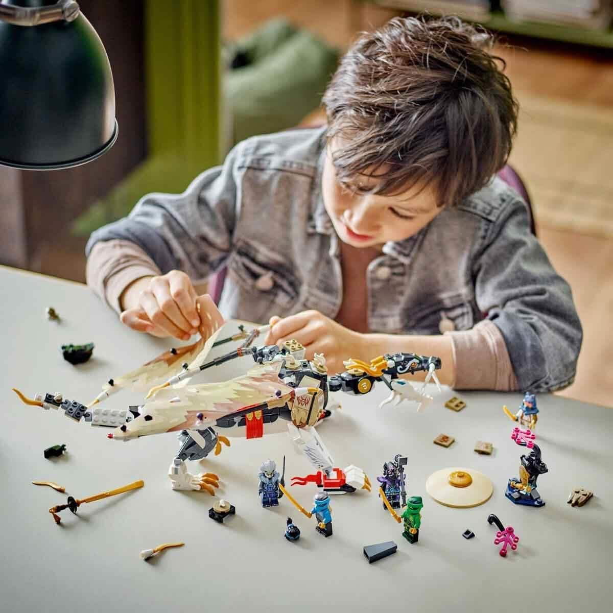 LEGO NINJAGO Egalt Dragon Master, Ninja Set med Dragon Toy och 5 figurer inklusive Lloyd och NYA, Dragon Master, present till pojkar och flickor från 8 år 71809 Byggset Beuche den LEGO-Store