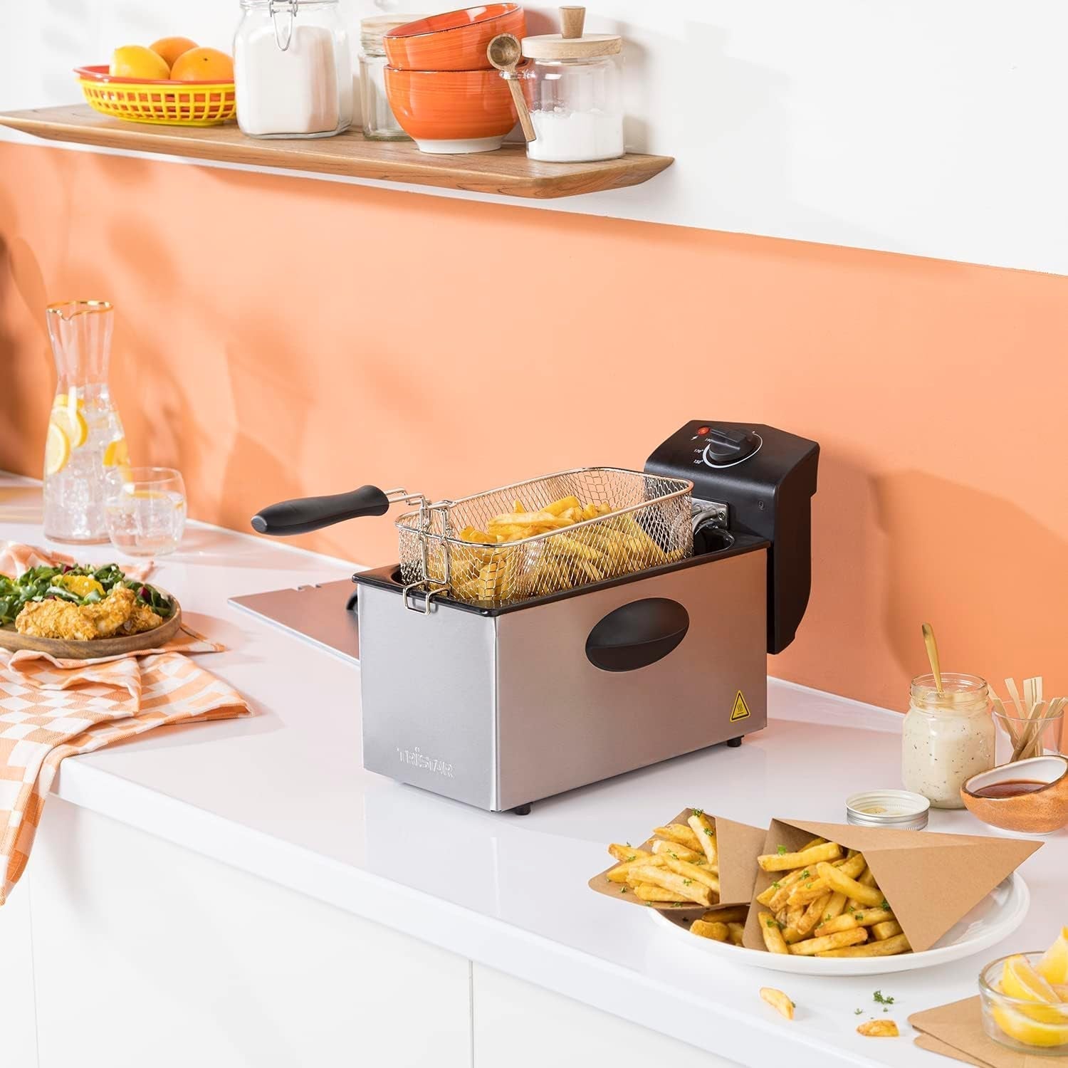 Tristar oljefritös FR-6935, 2000 watt, 3 liter, termostat, kall zon, 3-4 personer, metall Vitvaror Naty Shop