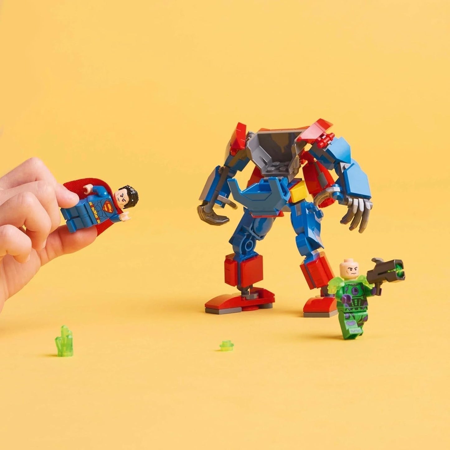 LEGO DC Superman Mech Vs. Lex Luthor - Superhjälteleksak med 2 minifigurer - Byggbar actionfigur med rörliga armar, ben och fingrar - Present för pojkar och flickor i åldern 6+ 76302 Byggset Besuche den LEGO-Store