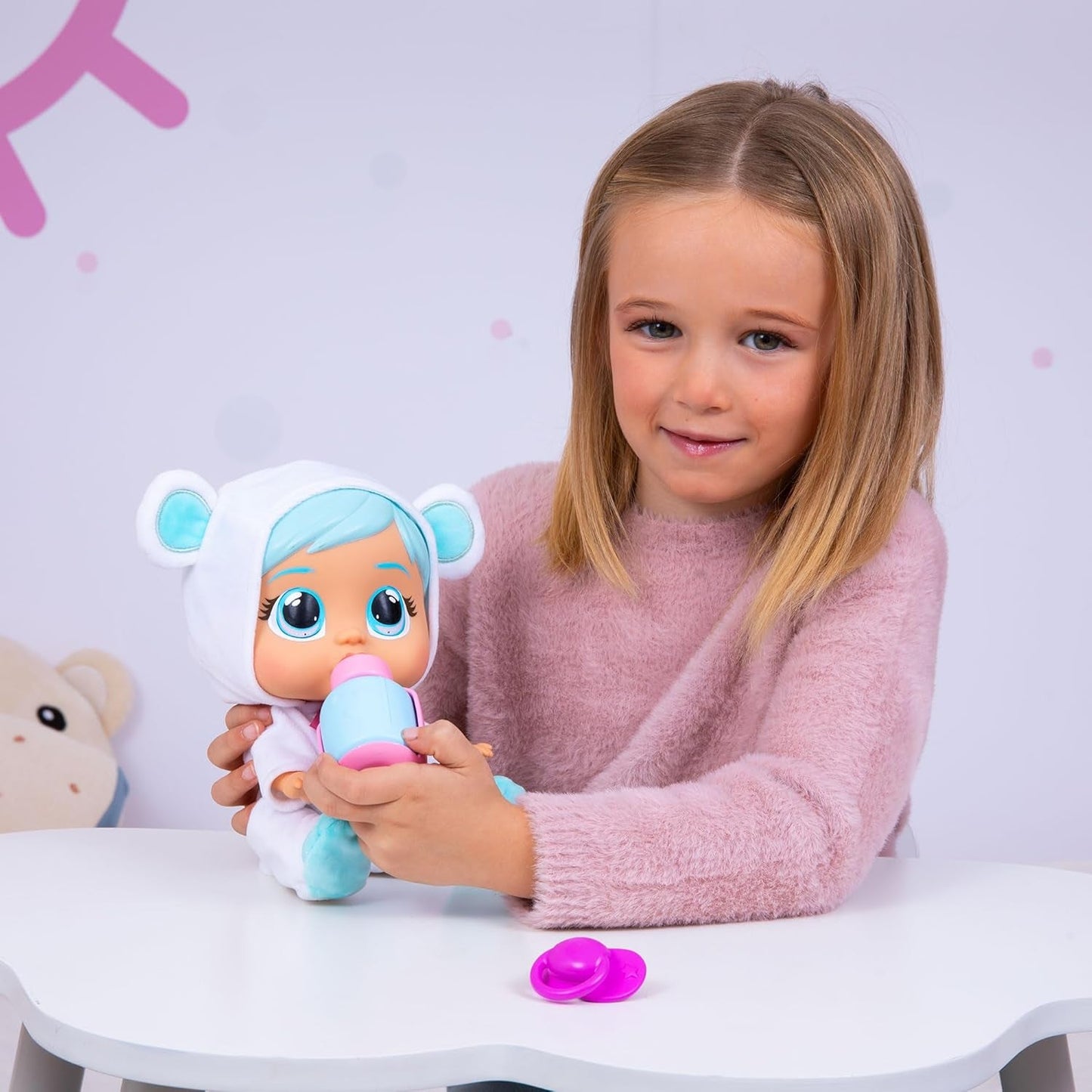 Cry Babies Loving Care Kristal Doll, Kristal Loving Care Baby Doll med 3 tillbehör för Doctor Play, Nursing Care, Crying with Real Tears, Toy for 18 Months Baby
