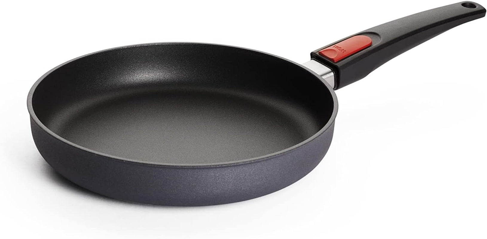 Woll Diamond Lite platt panna - Induktion -, Ø 20 Cm, 5 Cm höjd, Med avtagbart handtag - Lämplig för alla typer av hällar, Gjuten aluminium, Non-stick beläggning Naty Shop Grytor och kastruller Ø 24 Cm