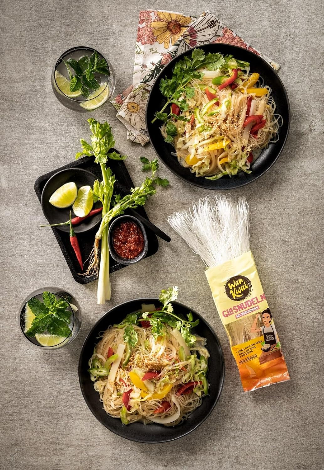 Wan Kwai glasnudlar 100 g – asiatisk gourmetvariant! Glutenfri, gjord av mungbönsstärkelse och vatten. Perfekt för soppor, wokrätter och sallader. Delikat konsistens, klar på 5 minuter.