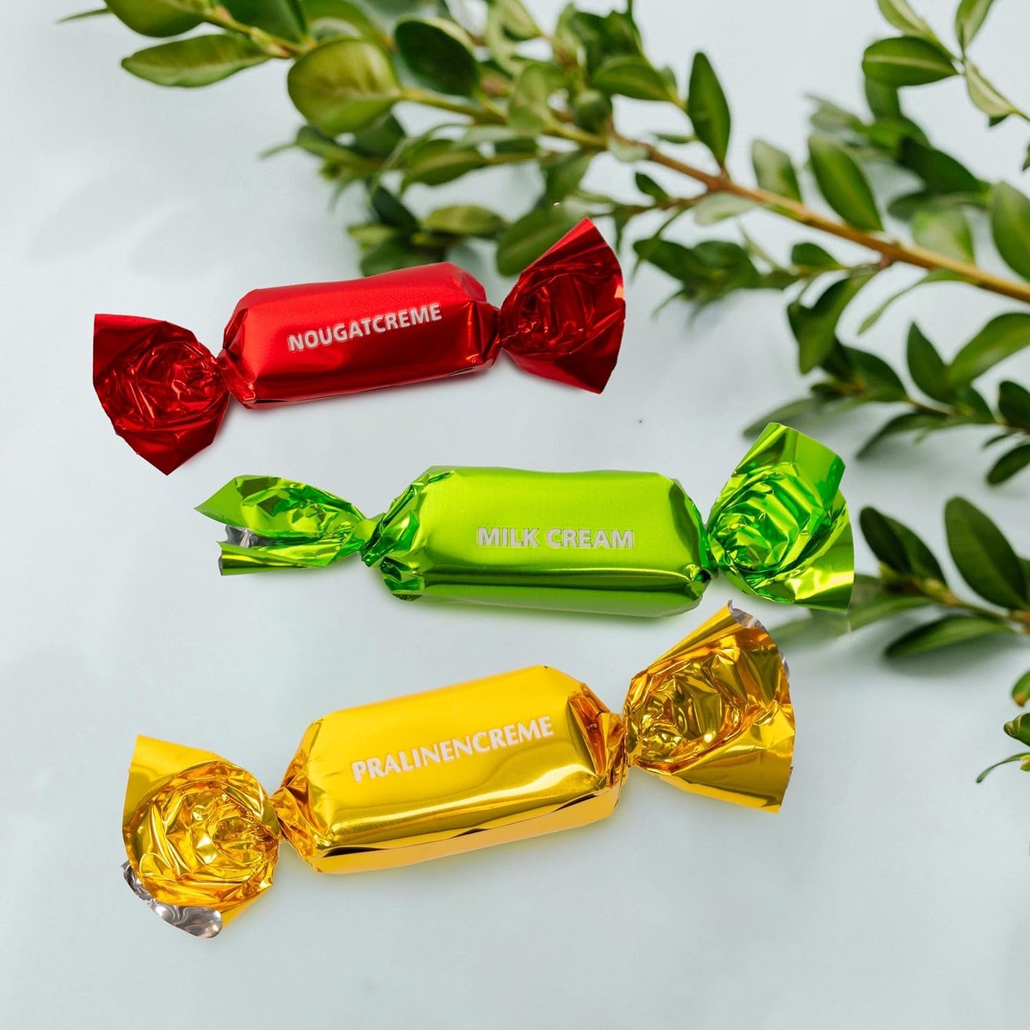 Heidel påskkort presentask 183g, premium mjölkchokladpralin med dekorativ metallask, perfekt som påskpresent