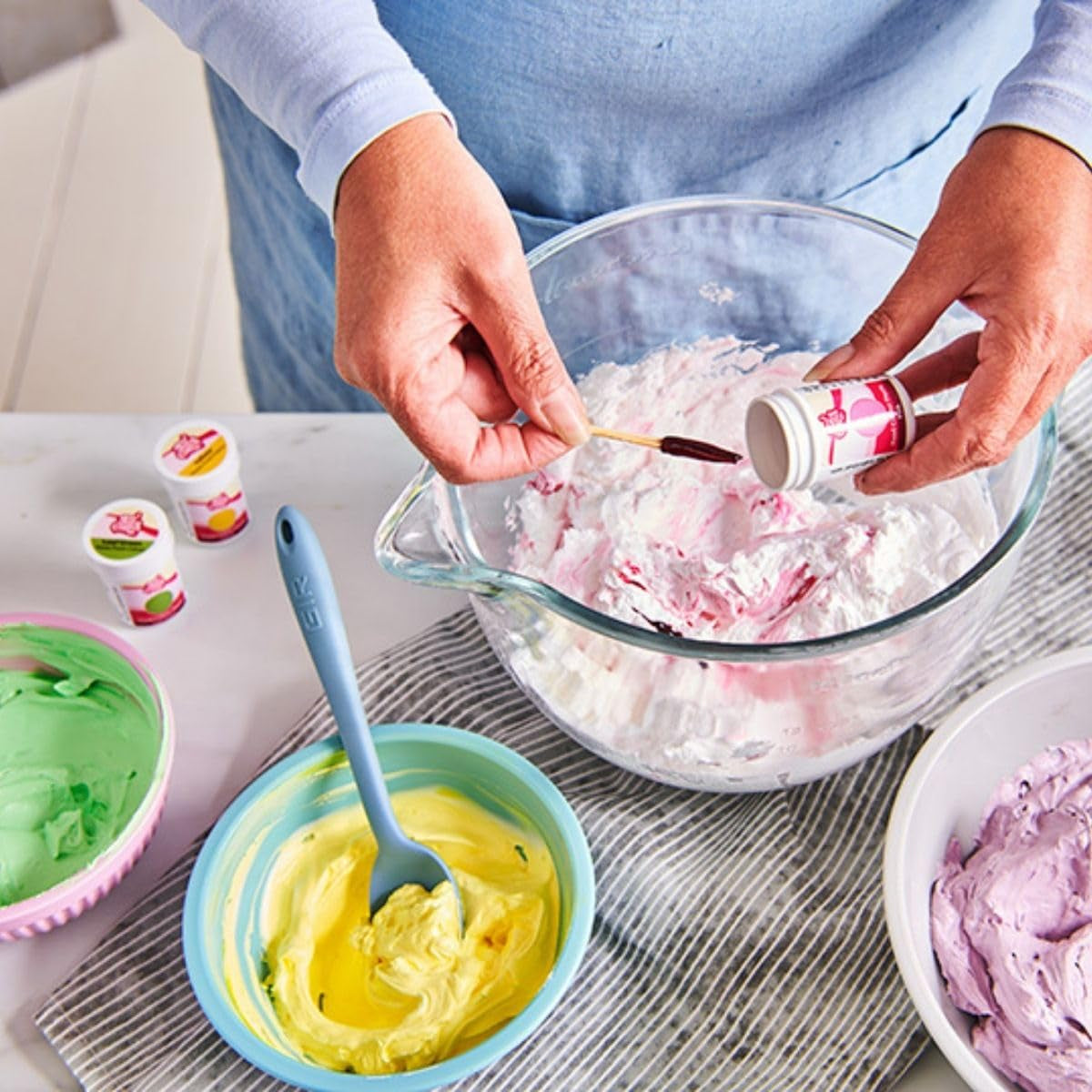 Funcakes Paste Colorants Matfärgningsset, 8 delar: Koncentrerad karamellfärg för deg, grädde, fondant, marsipan, deg, modellpasta och blompasta. Halal.