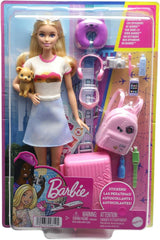 Barbiedocka, resebarbie med blont hår, 10+ resetillbehör, klistermärken, resväska, valp, innehåller 1 docka, barnpresent, leksak från 3 år och äldre, HJY18