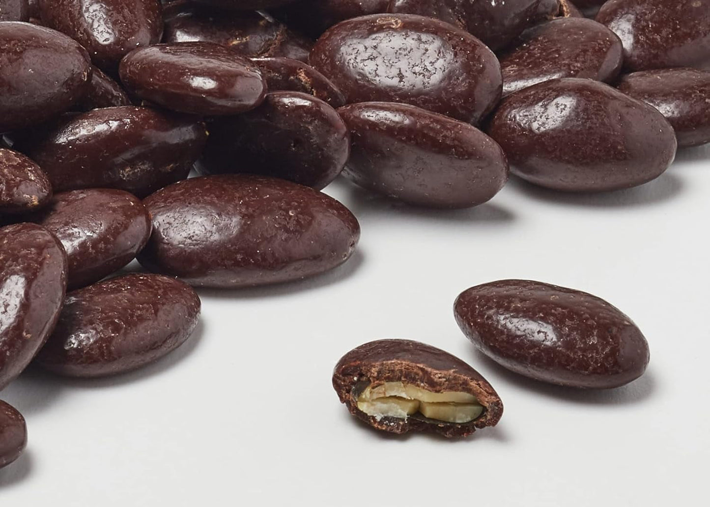 Landgarten ekologiska pumpafrön i mörk choklad - Vegansk rostad pumpafrönchokladmellanmål - Magnesiumkälla - 1 x 50 g