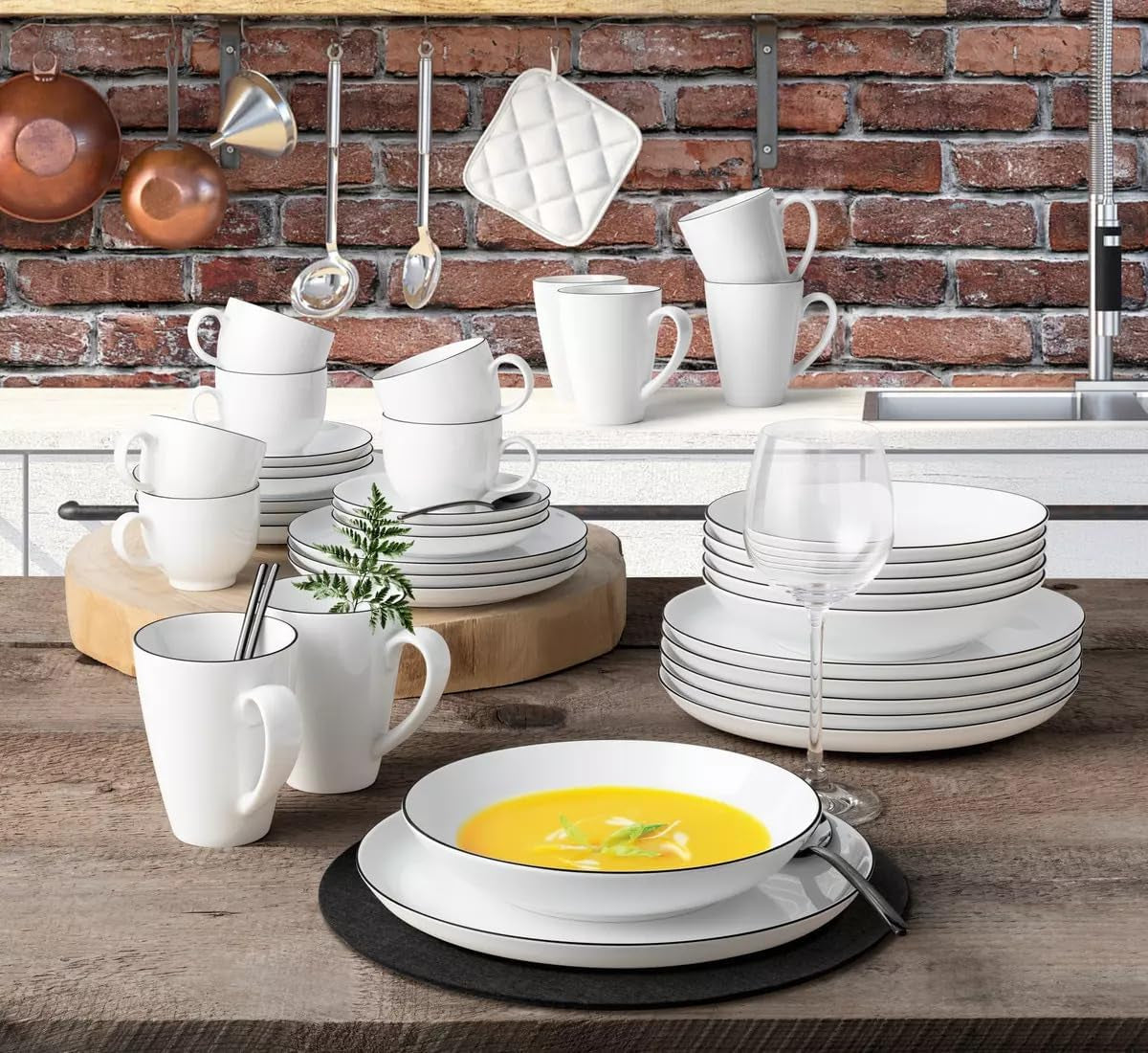 Seltmann Weiden - Lido Black Line - 36-delars servisset - porslin (inklusive 6 kaffemuggar)