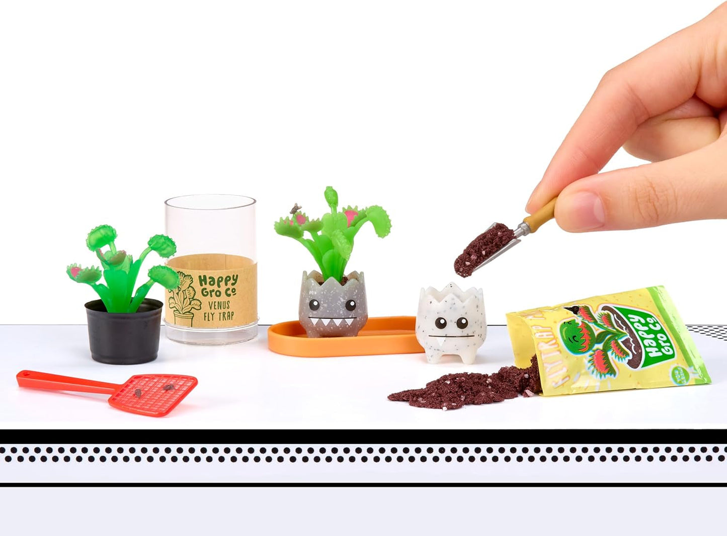 MGA Miniverse Make It Mini Nature 3-serien - minisamlarföremål, hantverkslekset, replikaväxter, leksaker, blommor, för samlare och barn från 8 år och uppåt