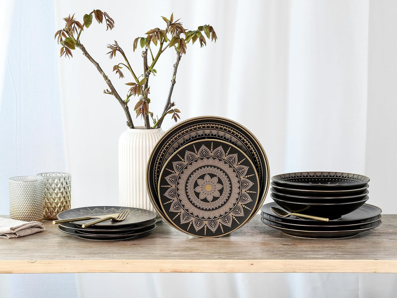 CreaTable, 23588, MANDALA GOLD Series - Svart, 12-delat servisset, porslinstallrikar, diskmaskin och mikrovågssäker, kvalitetstillverkning