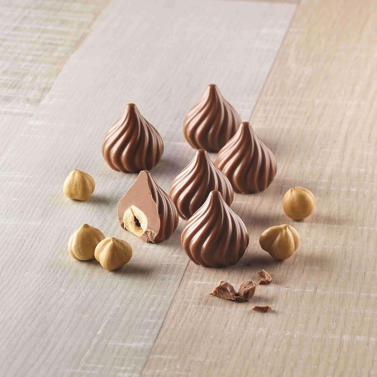 Silikomart 199384, 3D Chokladform Kök Flame Naty Shop