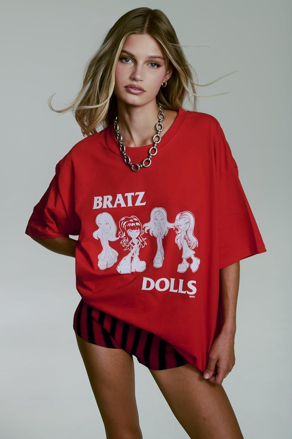 Bratz Stylin' Jade Moderiktig T-shirt stil docka Inkluderar tillbehör Söt flickleksak
