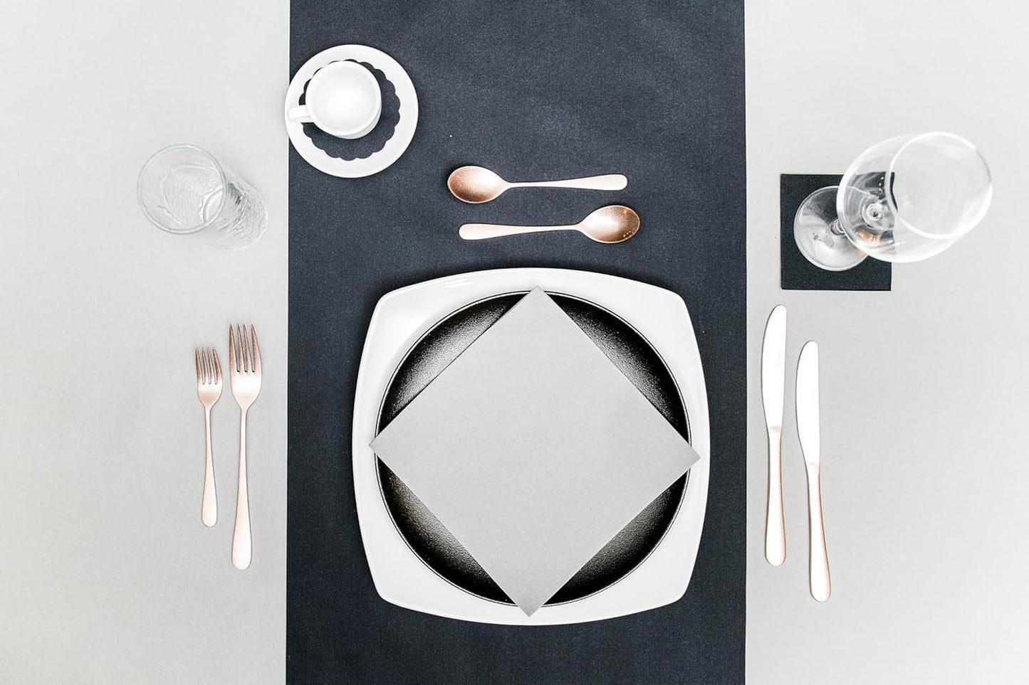 50 Aroba Airlaid servetter Textillook 19 FÄRGER 40X40 Cm 1/4-faldig högkvalitativ textillook Bröllopsservetter för jubileer Hotell Catering Helgdagar Jul Bröllop Rosa