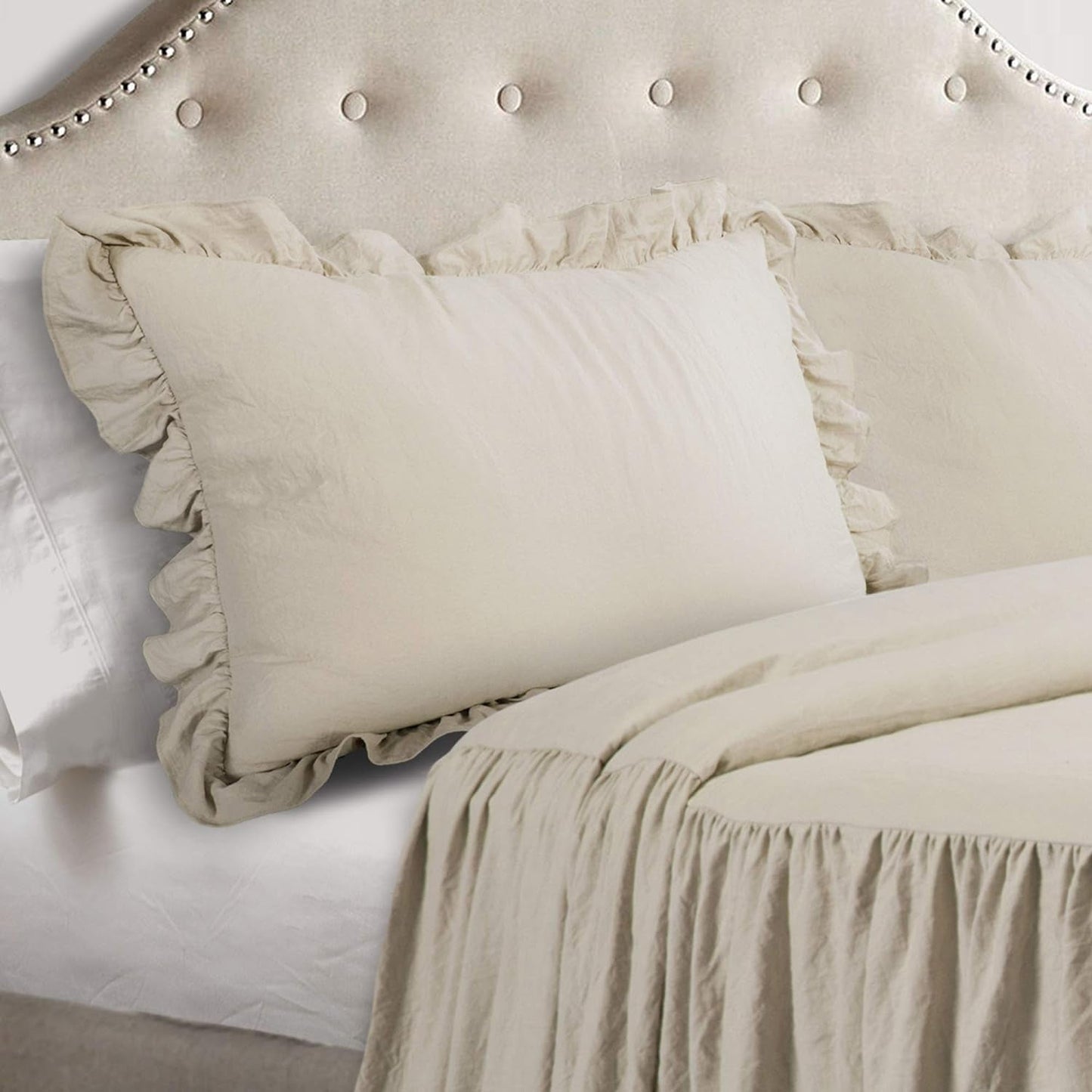 Lush Decor Volanger Kjol Sängkläder Set 3 delar Lyx Farmhouse Sängkläder Set Elegant charmig volanger detalj Tidlös stil och klassisk design Mjuk och lätt King Size Lush Decor sängar och täcken