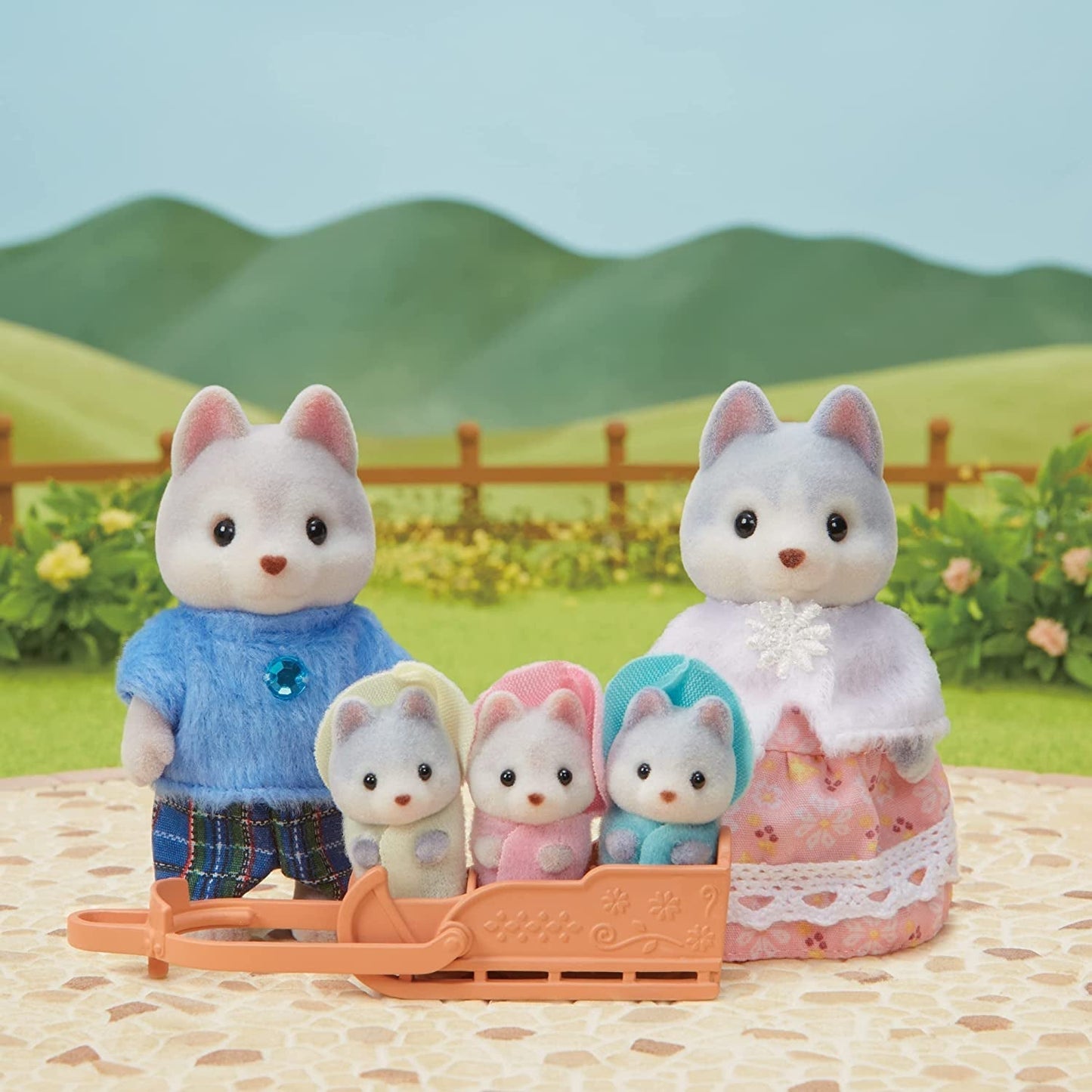 Sylvanian Families L5636 Husky Family Naty Shop Dolls