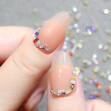 2000st Bunte Strasssteine ​​Nägel Glitzersteine ​​Nail Charms Nailart Edelsteine ​​Nagel Steine ​​Gllitzer Steine ​​Nagel Charms Nägel Zubehör Kristalle Diamant Nageldesign Strass Nail Art Strass Nail Gems