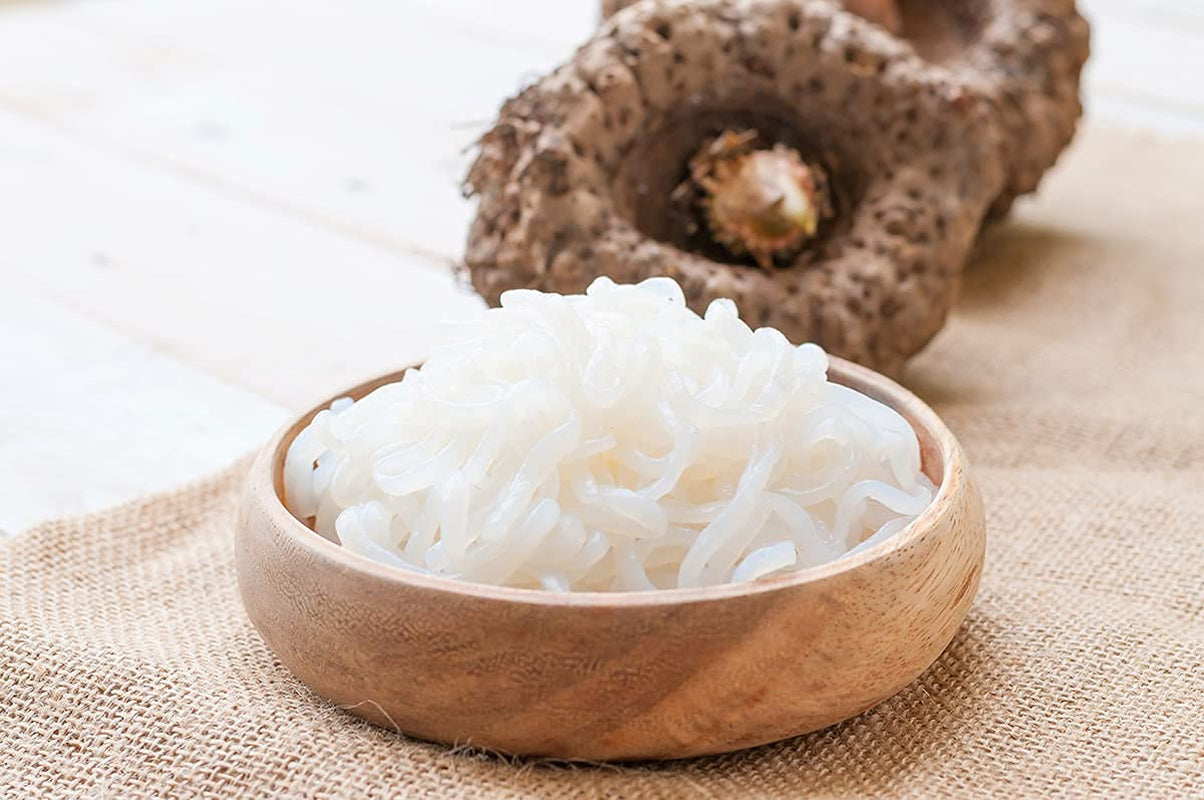 Miyata Shirataki Udon Nudlar Konjac-mjöl paket med 6 (6 x 270 g)