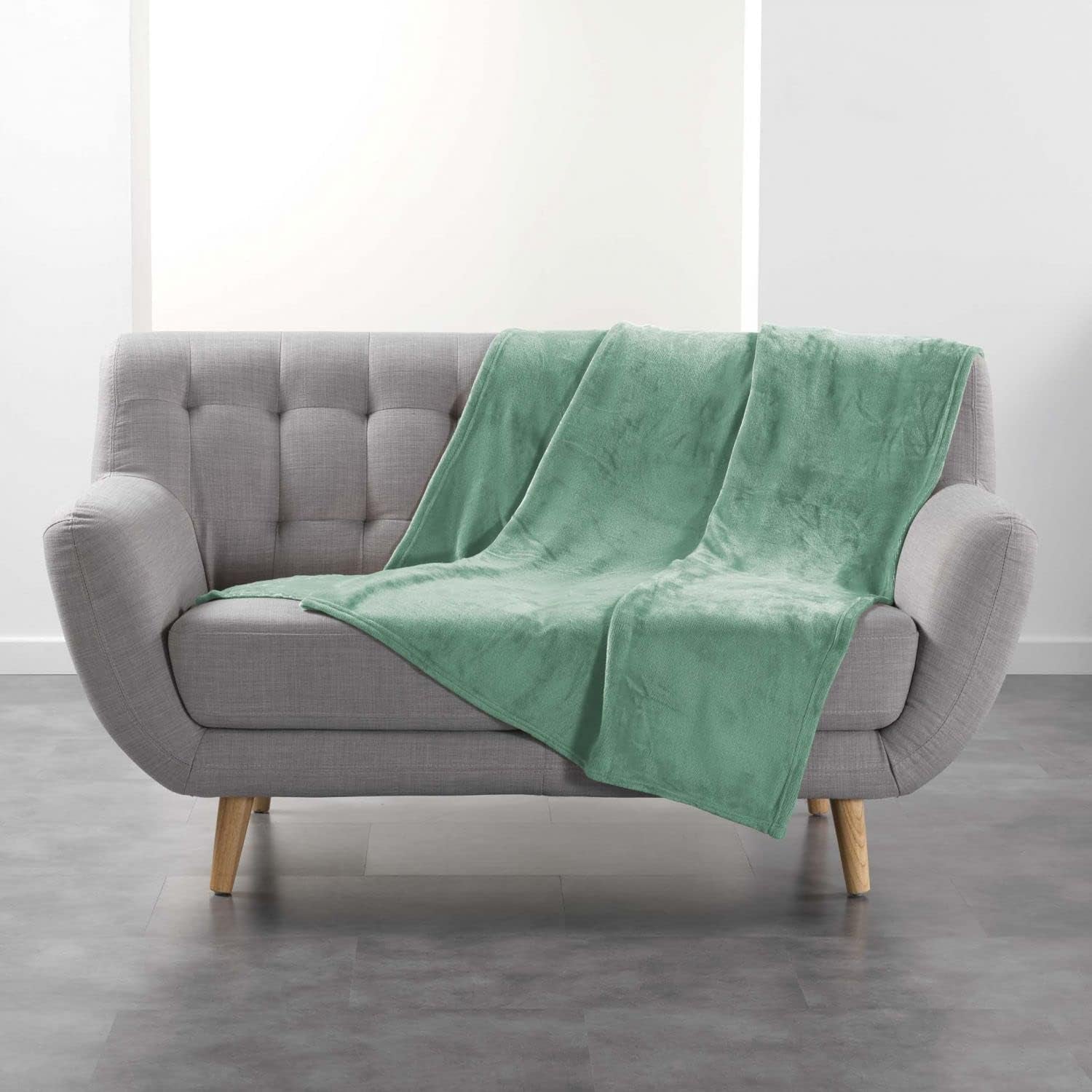 Douceur D'Intérieur, flanellfilt, 125 X 150 Cm, salvia, flanell Täcken och täcken Naty Shop