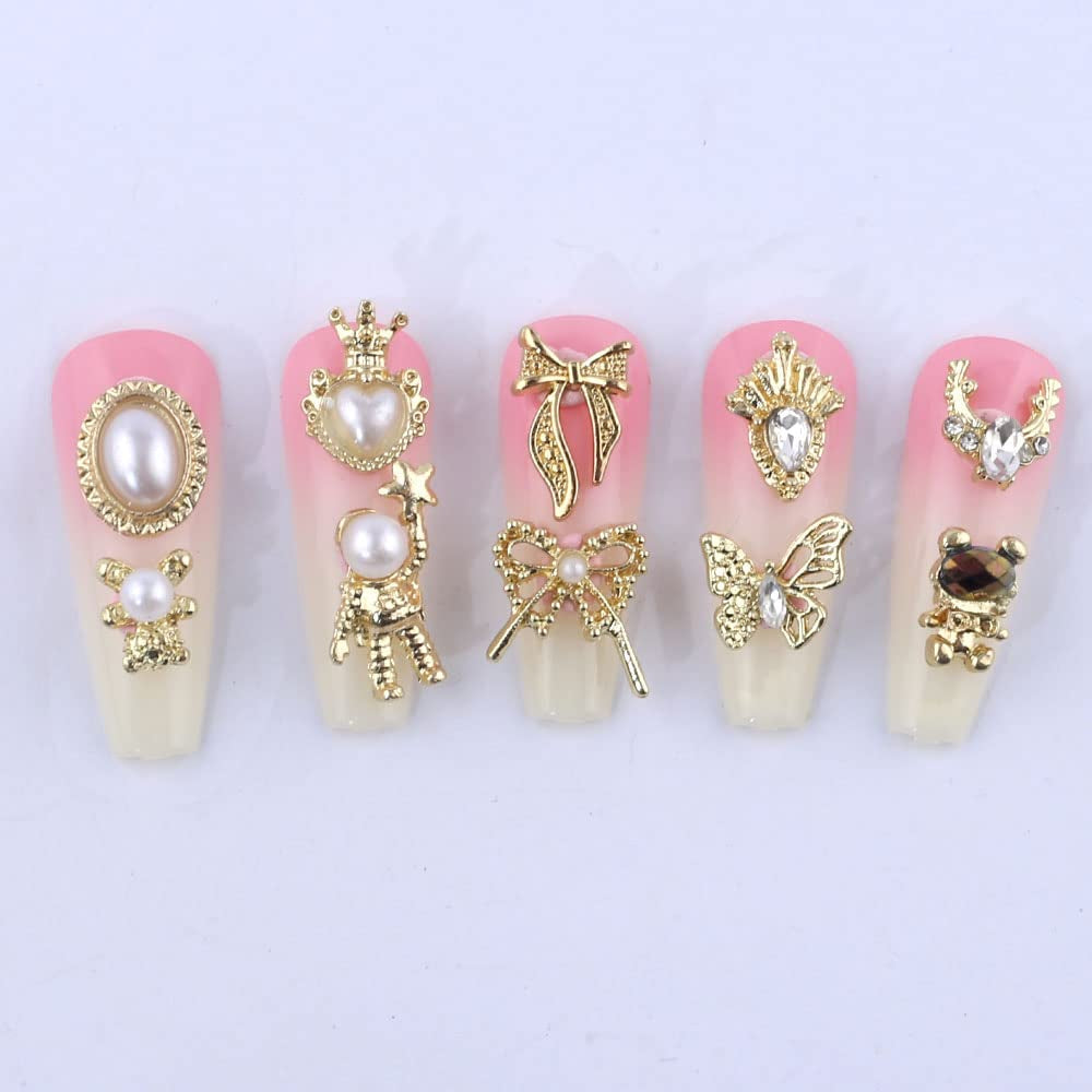 50 Stück Gold Nail Charms, Mix Styles Glitzersteine Nägel Perle Legierung Nagel Steine Blume Schmetterling Strasssteine Nägel Herz Stern Nagel Charms DIY Nail Art Zubehör Frauen Nägel Deko