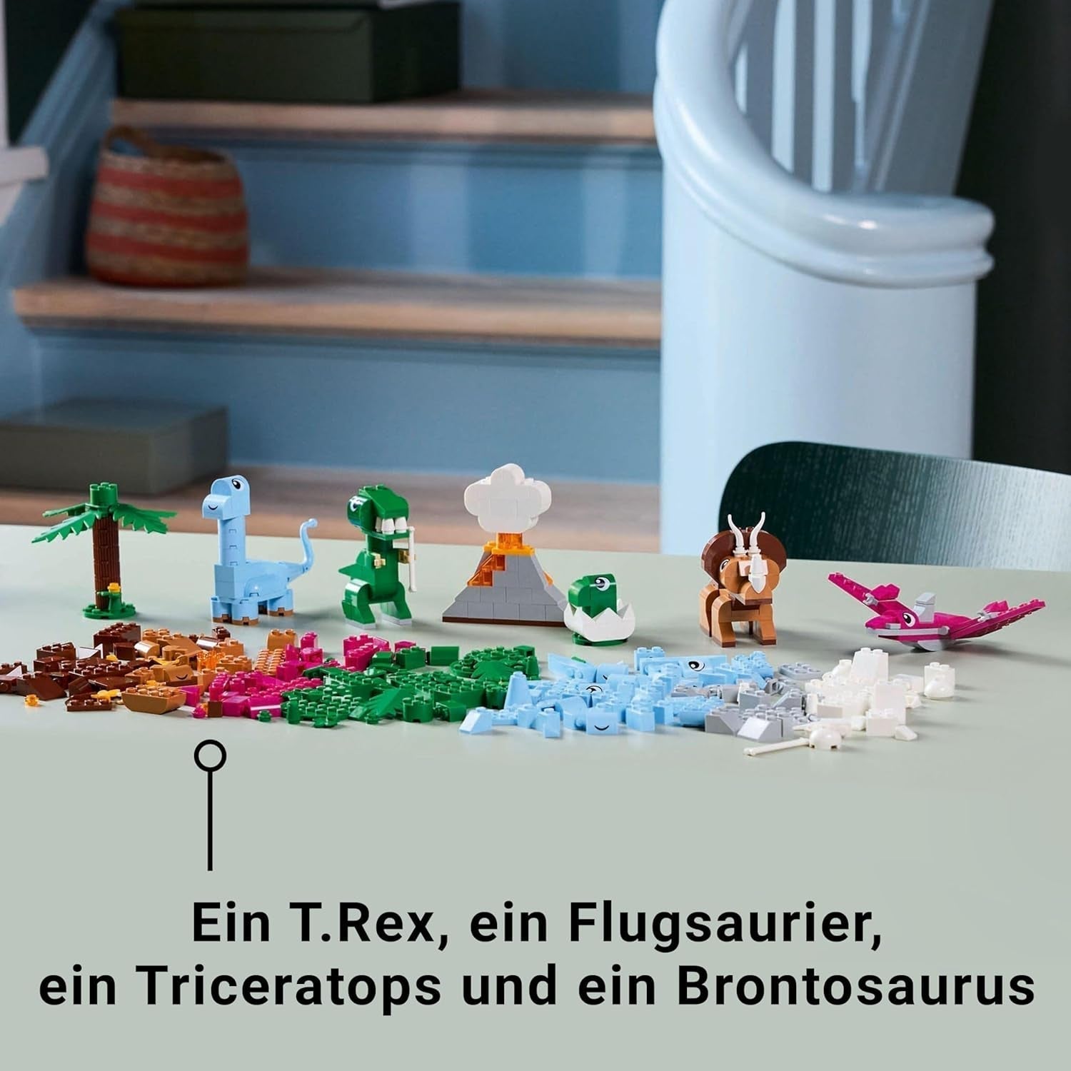 LEGO Classic Creative Dinosaurs Byggset med djurmodeller och figurer gjorda av klossar, fantasifull lekupplevelse, present till pojkar och flickor 5 år gamla, inklusive T.Rex och Triceratops 11041 Byggset Besuche den LEGO-Store