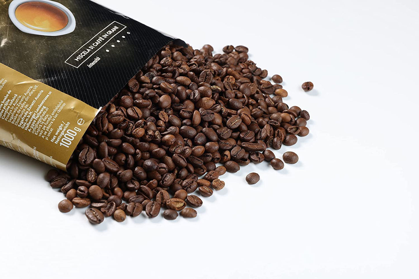 Segafredo Zanetti Selezione Espresso - Hel böna (1 kg förpackning) - Lämplig för alla italienska kaffespecialiteter - Medel- till mörkrostad, stark och intensiv smak