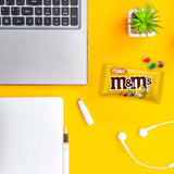M&M's Peanut Chocolate Bulk Pack 24 x 45 g Choklad Peanut Smaksatt Linser Chokladpresent (1080g) Idealisk som godis med fotbollstema