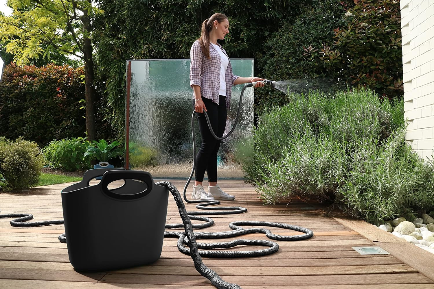 GF SRL, Aquapop Grey Limited Edition med 25m självförlängande textilslang Tillverkad i Italien, mjuk plastpåse, munstycken och kopplingar Lancia 8 för trädgårdsbevattning, mörkgrå