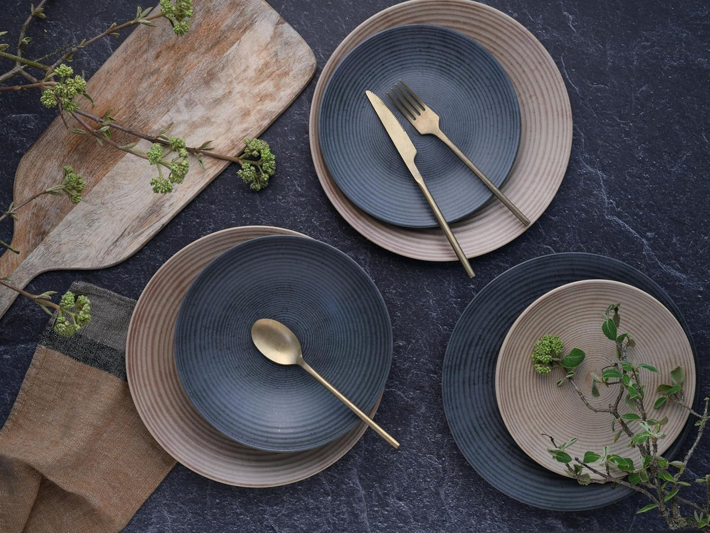 CreaTable, 13139, Catania-serien, 12-delat servisset, porslinstallrikar, diskmaskin och mikrovågssäker, tillverkad i Portugal