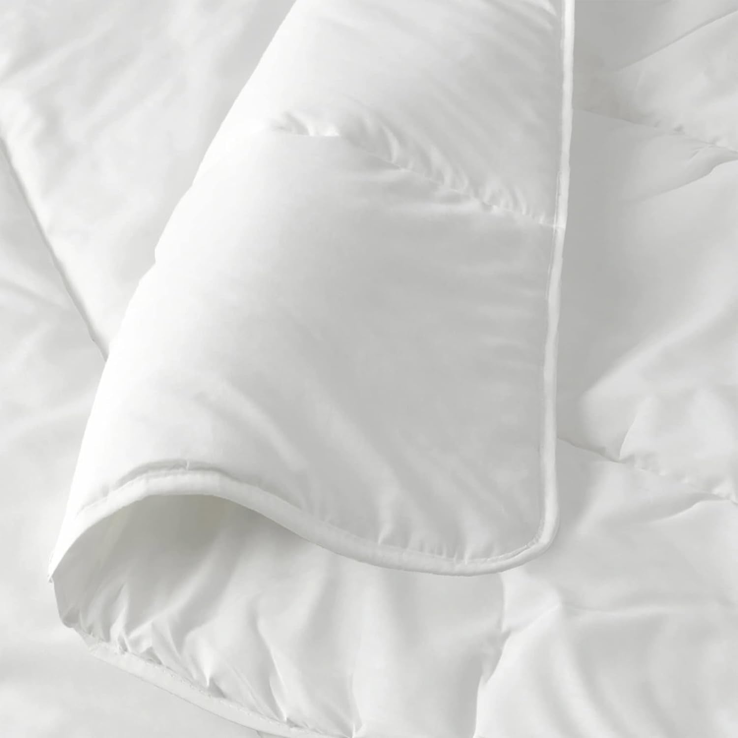 Italienska sängkläder Prestige White Winter Quilt, 100 % mikrofiber, dubbel, 250X200Cm Täcken och täcken Naty Shop