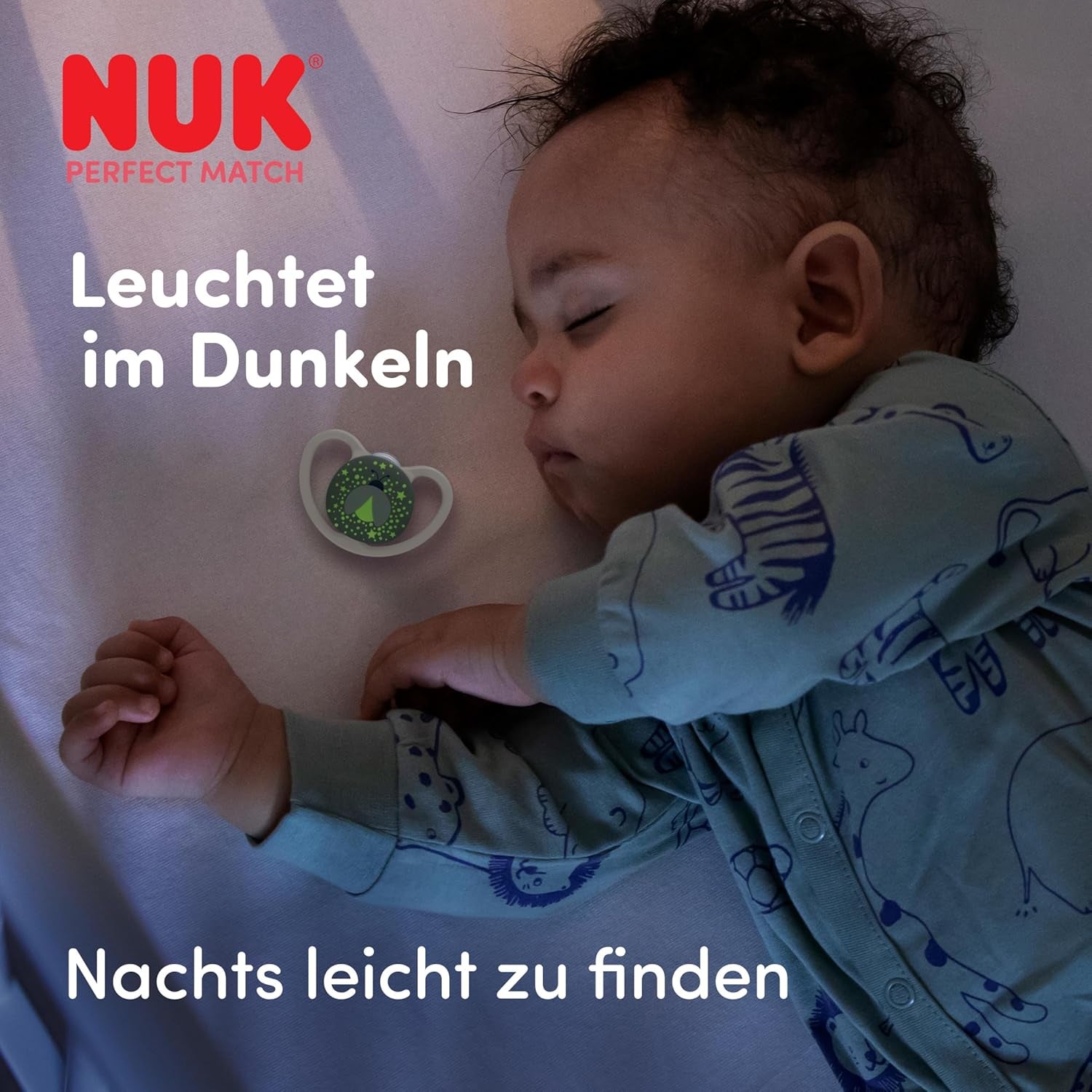 NUK Perfect Match Air Nattnappar för bebisar | 0-6 månader | Glow-in-the-dark nappar som främjar luftcirkulationen och förhindrar dregling | 95 % acceptans av spädbarn** | Lejon | Paket om 2