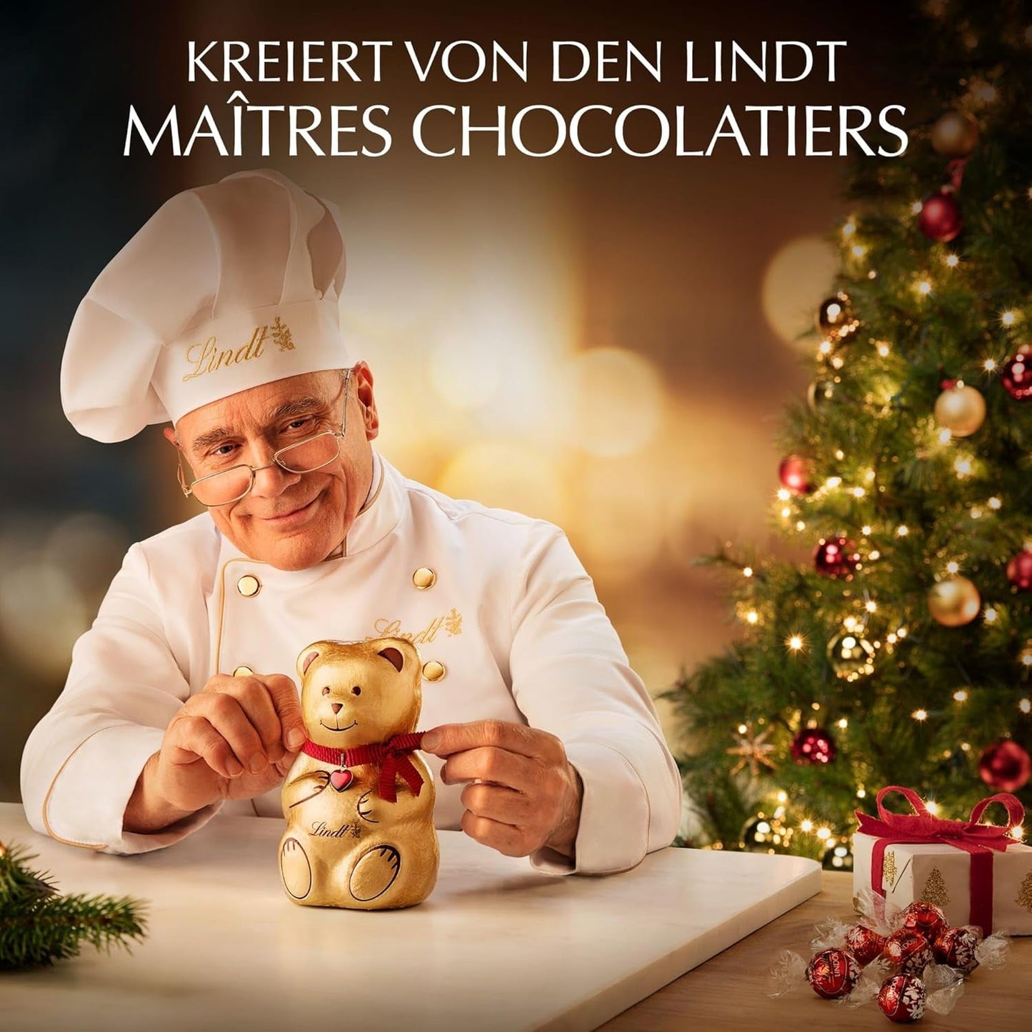 Lindt Choklad | Kartong med julpraliner | 200g Diverse julpraliner täckta med finaste mjölkchoklad | Chokladpresent till jul