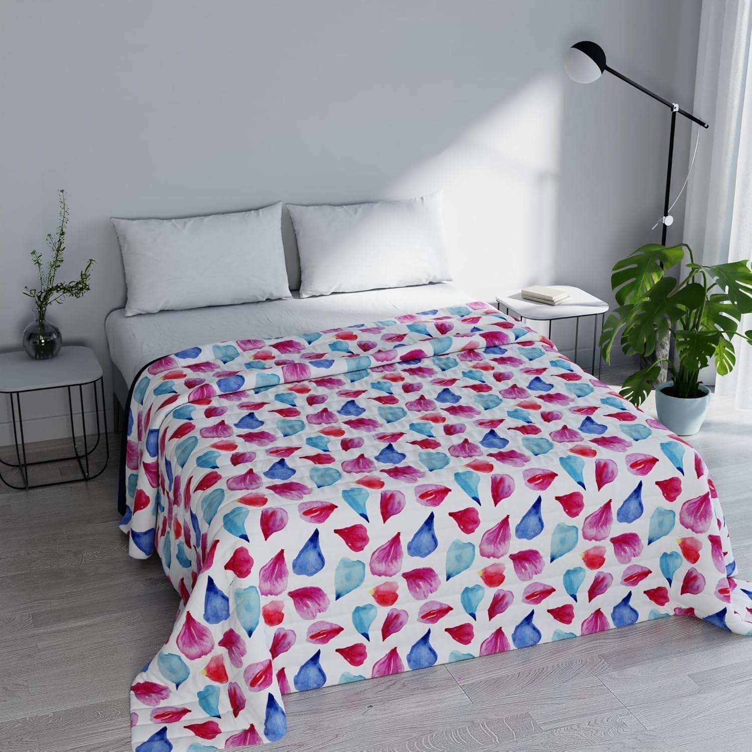 Fantasytryckt sommartäcke, polyesterfyllning, kronblad, 260X270Cm Täcken och täcken Naty Shop