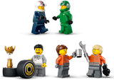 LEGO City F1 Transporter med RB20 & AMR24 F1 Racing Cars - Leksaksbilstransporter för Red Bull & Aston Martin Formel 1 Team - Inkl. 5 minifigurer - present till pojkar och flickor i åldrarna 8+ 60445 Byggset Besuche den LEGO-Store