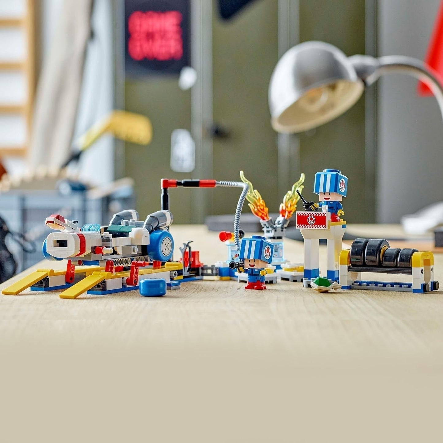 LEGO Super Mario: Mario Kart - Toad's Workshop, Nintendo-karaktär, anpassningsbar leksak, äventyrsset, present till pojkar, flickor och spelare från 8 år 72035 Byggset Besuche den LEGO-Store