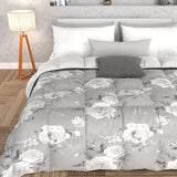 PETTI Artigiani Italiani - Vintertäcke, Vintertäcke, Enkelt täcke, Dubbelsidigt, Enfärgat och digitalt tryck, 100 % anti-allergisk mikrofiber, Made in Italy Täcken och täcken Naty Shop Flowers 21 Grå 160 X 190 Cm